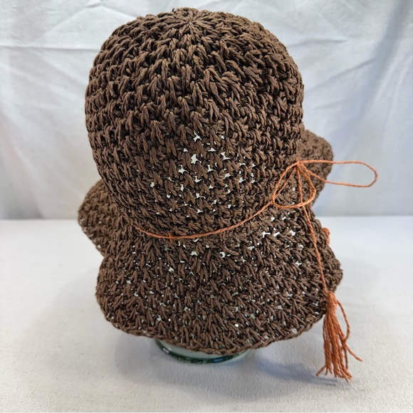 Steve Madden Floppy Summer Hat - Picture 4 of 13